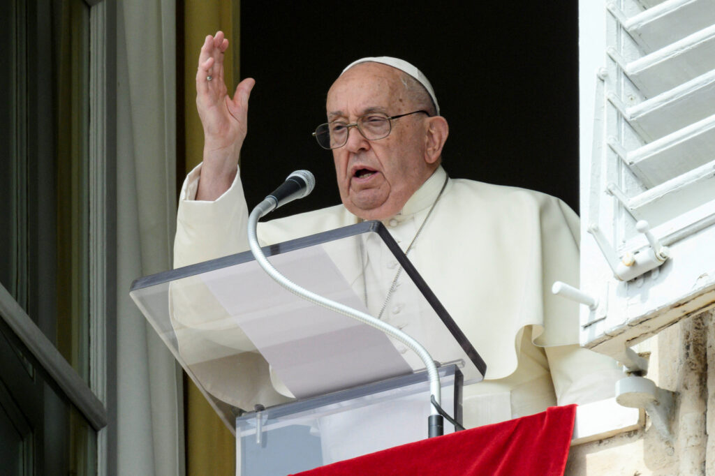 Pope Francis condemns murder of priest in Honduras